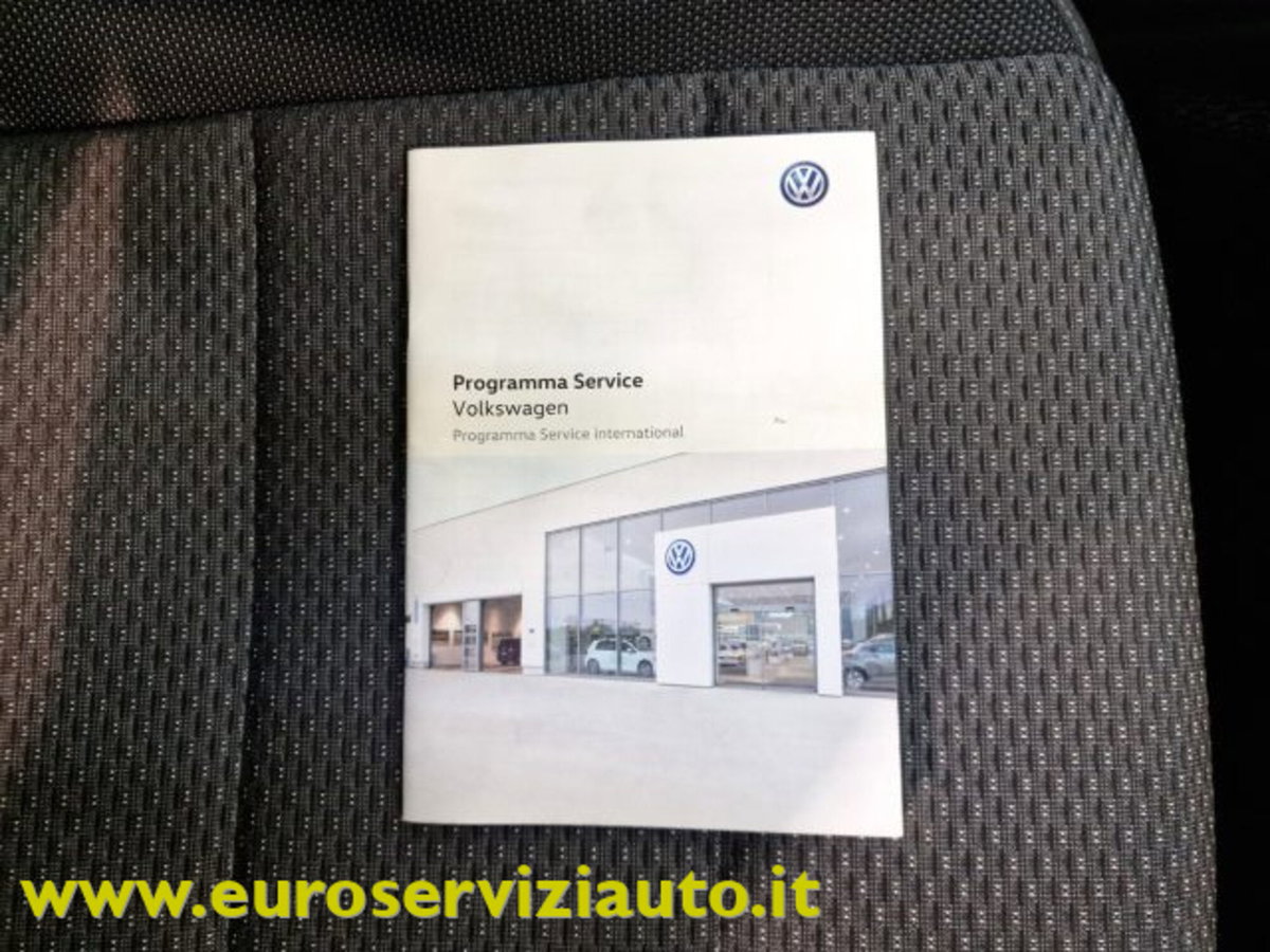 Volkswagen Touran 1.6 TDI 115 CV SCR DSG Comfortline BlueMotion Tech. (14)