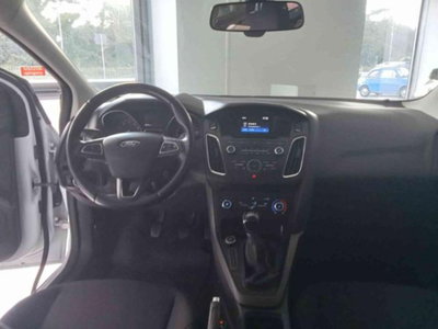 Ford Focus Station Wagon 1.6 120 CV GPL SW Plus (9)