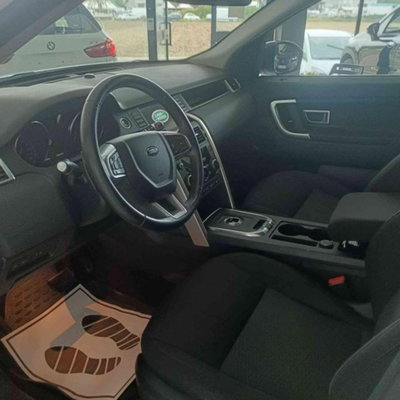 Land Rover Discovery Sport 2.0 TD4 150 CV Pure (5)