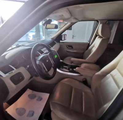 Land Rover Range Rover Sport 2.7 TDV6 HSE (5)