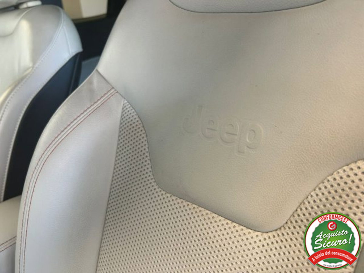 Jeep Compass 1.6 Multijet II 2WD Limited (10)