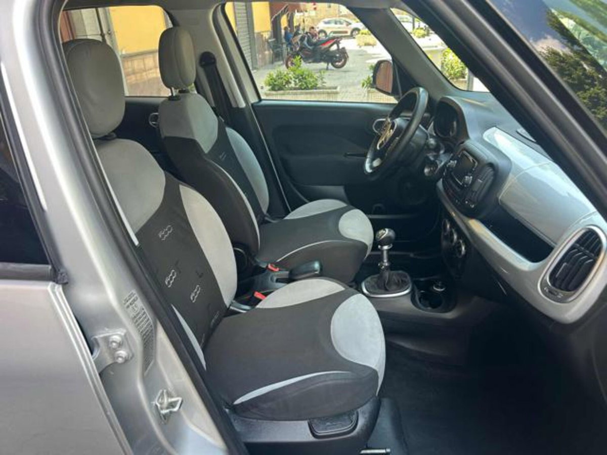 Fiat 500L Living 1.6 Multijet 105 CV Lounge (9)