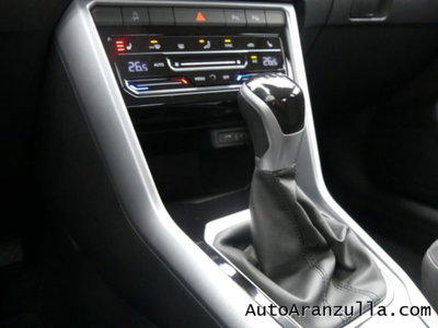Volkswagen T-Roc 1.0 tsi Life 115cv (19)