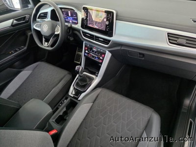 Volkswagen T-Roc 1.0 tsi Life 115cv (9)
