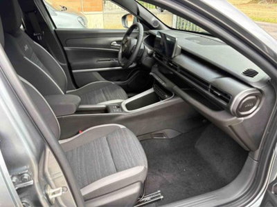 Jeep Avenger 1.2 turbo e-hybrid mhev Longitude fwd 110cv edct6 (12)
