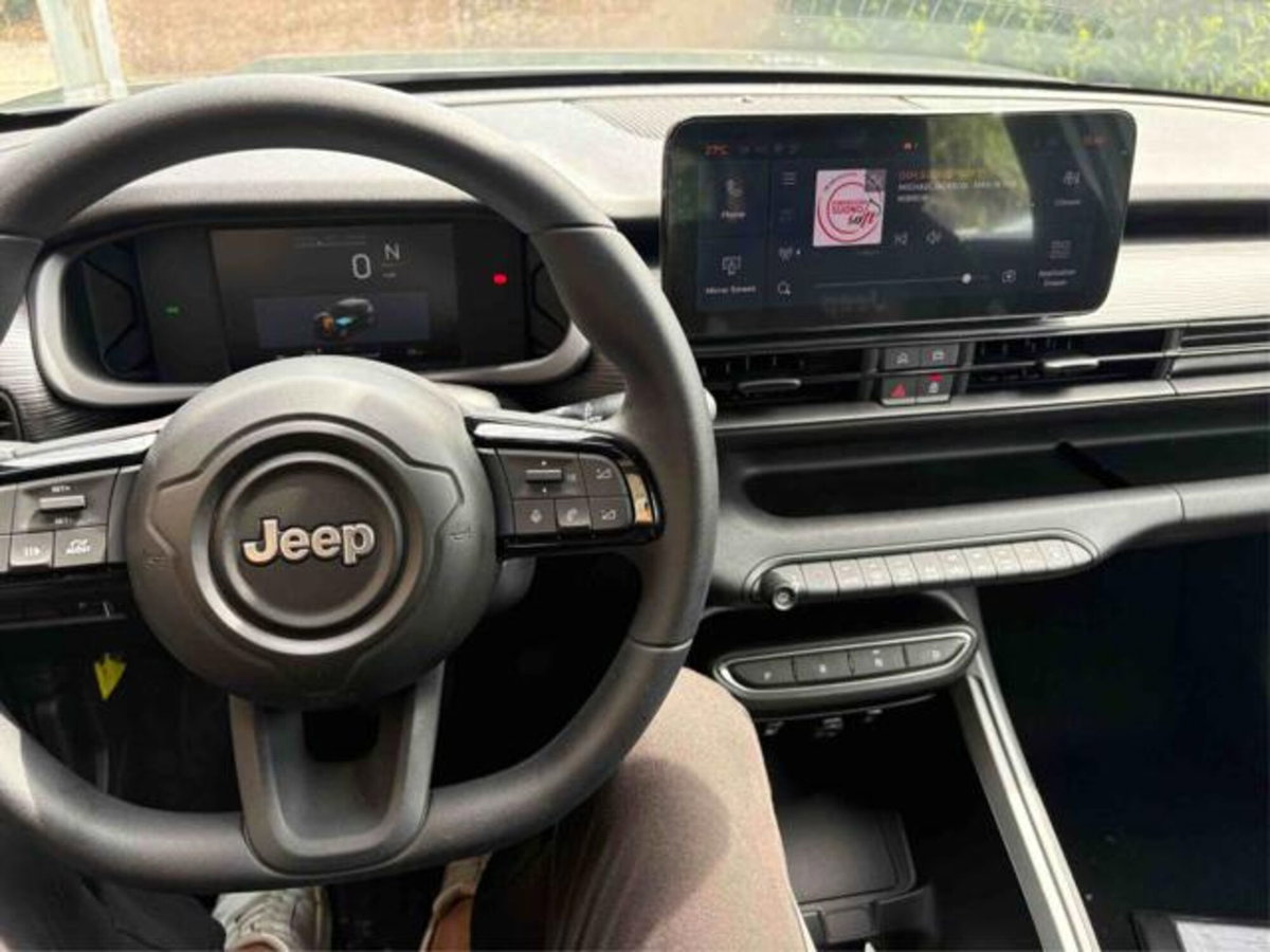 Jeep Avenger 1.2 turbo e-hybrid mhev Longitude fwd 110cv edct6 (14)