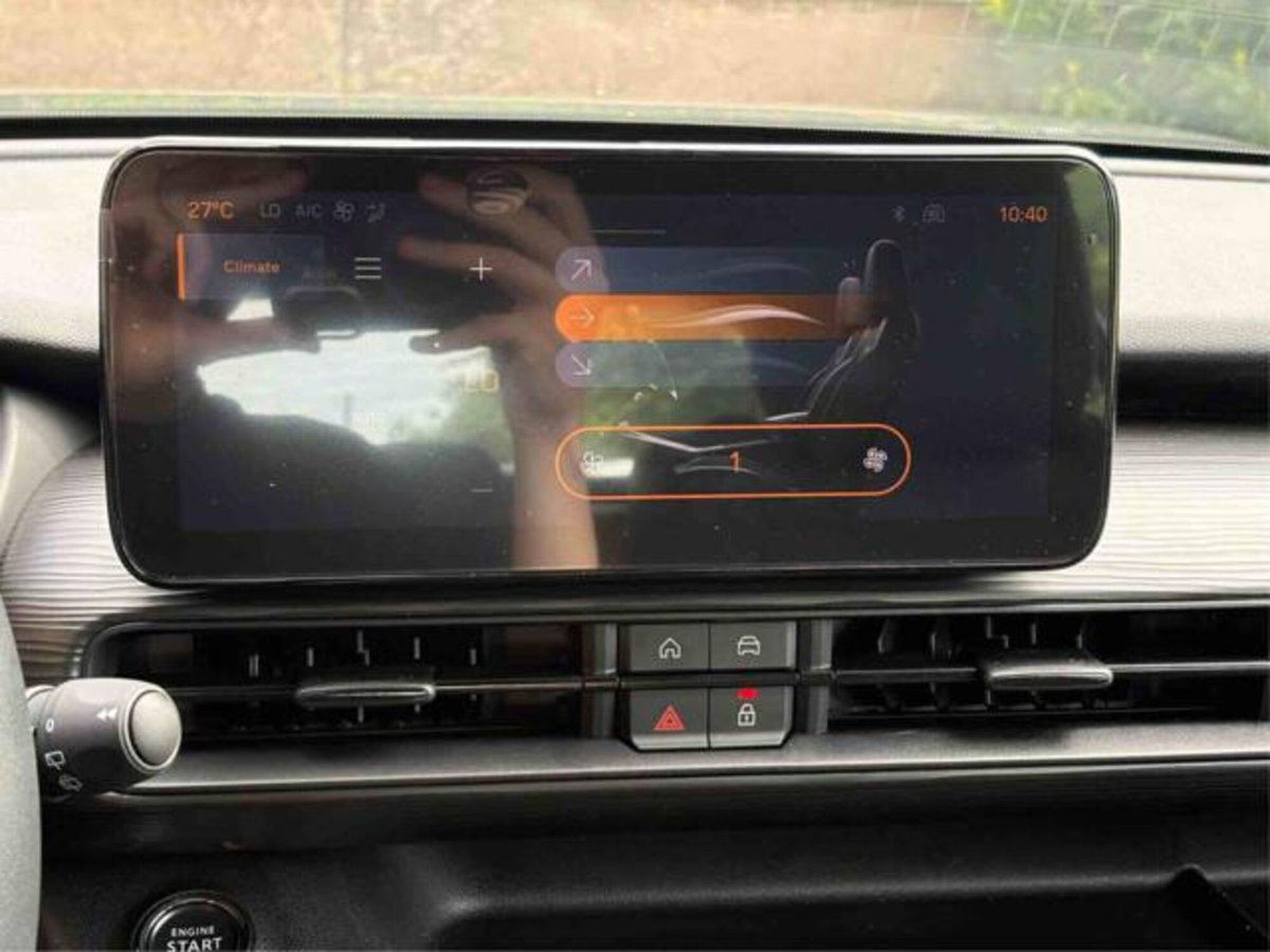 Jeep Avenger 1.2 turbo e-hybrid mhev Longitude fwd 110cv edct6 (16)