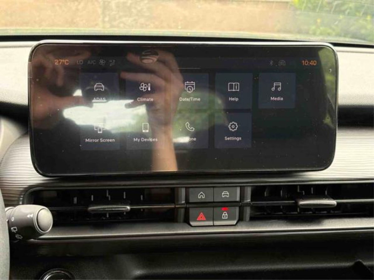 Jeep Avenger 1.2 turbo e-hybrid mhev Longitude fwd 110cv edct6 (17)