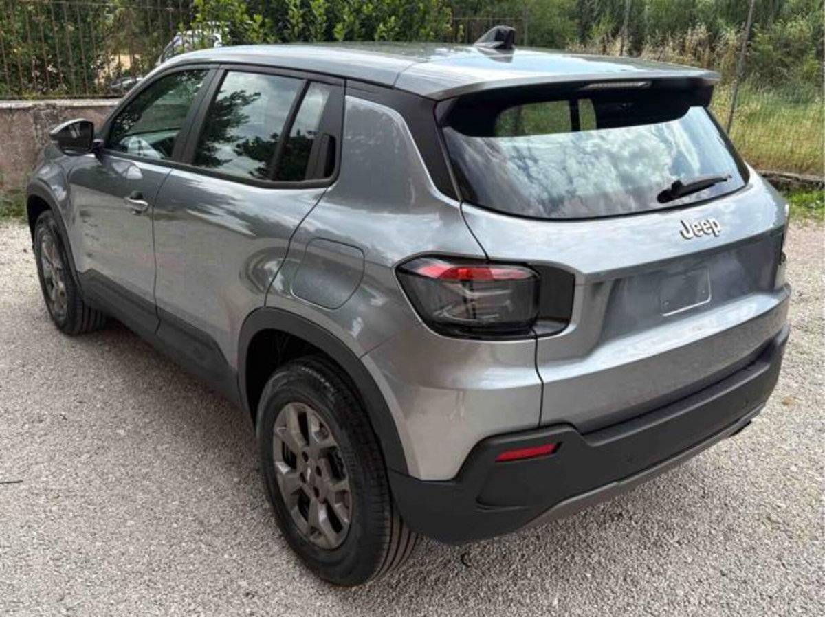 Jeep Avenger 1.2 turbo e-hybrid mhev Longitude fwd 110cv edct6 (3)