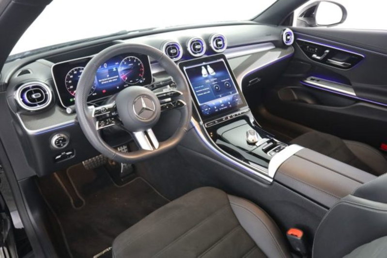 Mercedes-Benz CLE Cabrio 200 AMG Line Premium auto