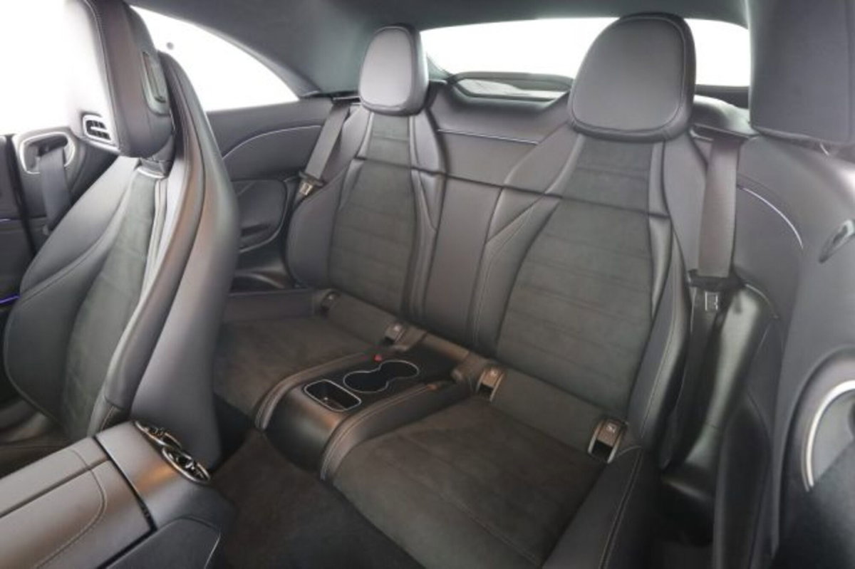 Mercedes-Benz CLE Cabrio 200 AMG Line Premium auto (3)