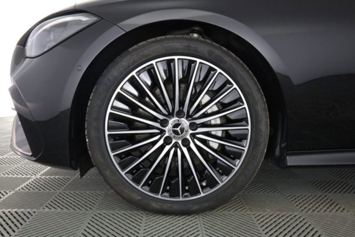 Mercedes-Benz CLE Cabrio 200 AMG Line Premium auto (8)