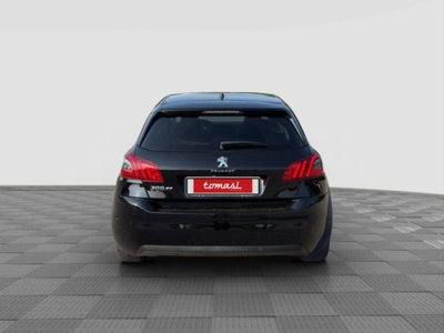 Peugeot 308 PureTech Turbo 130 S&S Allure Pack (4)
