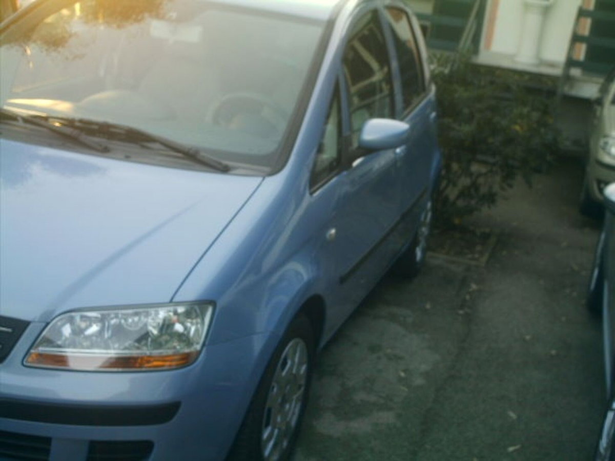Fiat Idea 1.4 16V Dynamic (6)