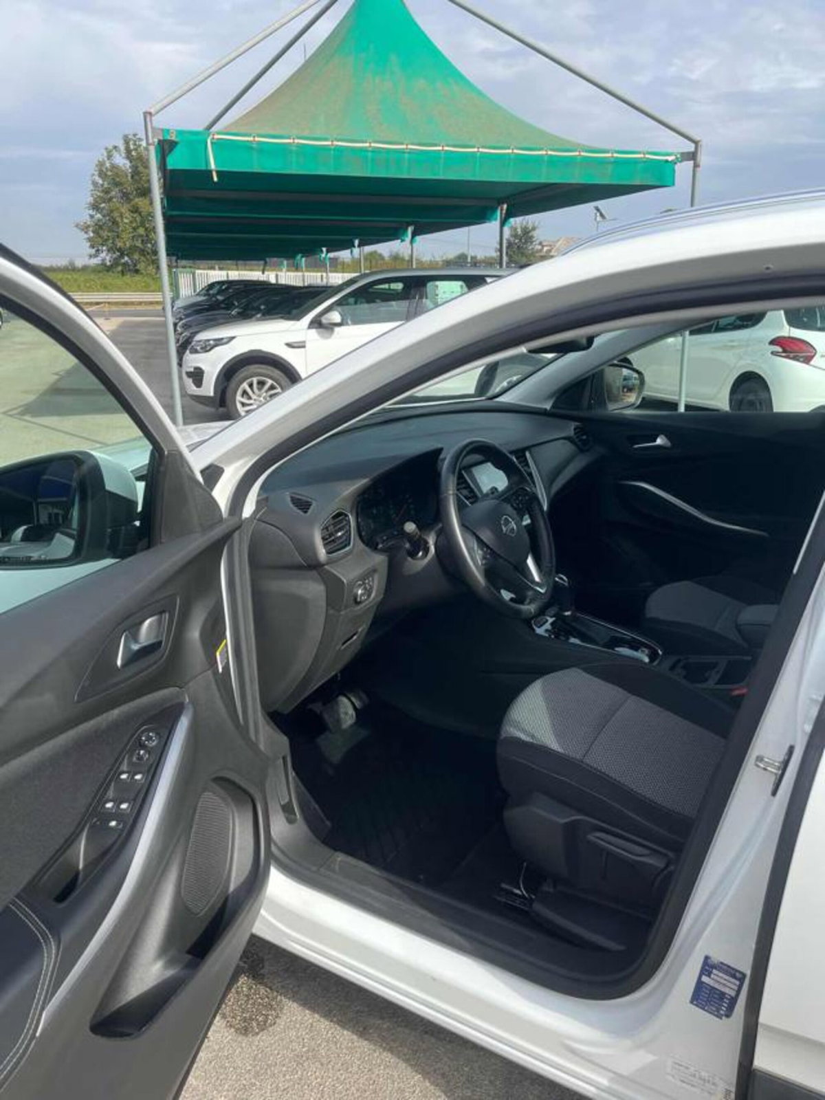 Opel Grandland X 1.5 diesel Ecotec Start&Stop aut. 120 Anniv. (4)