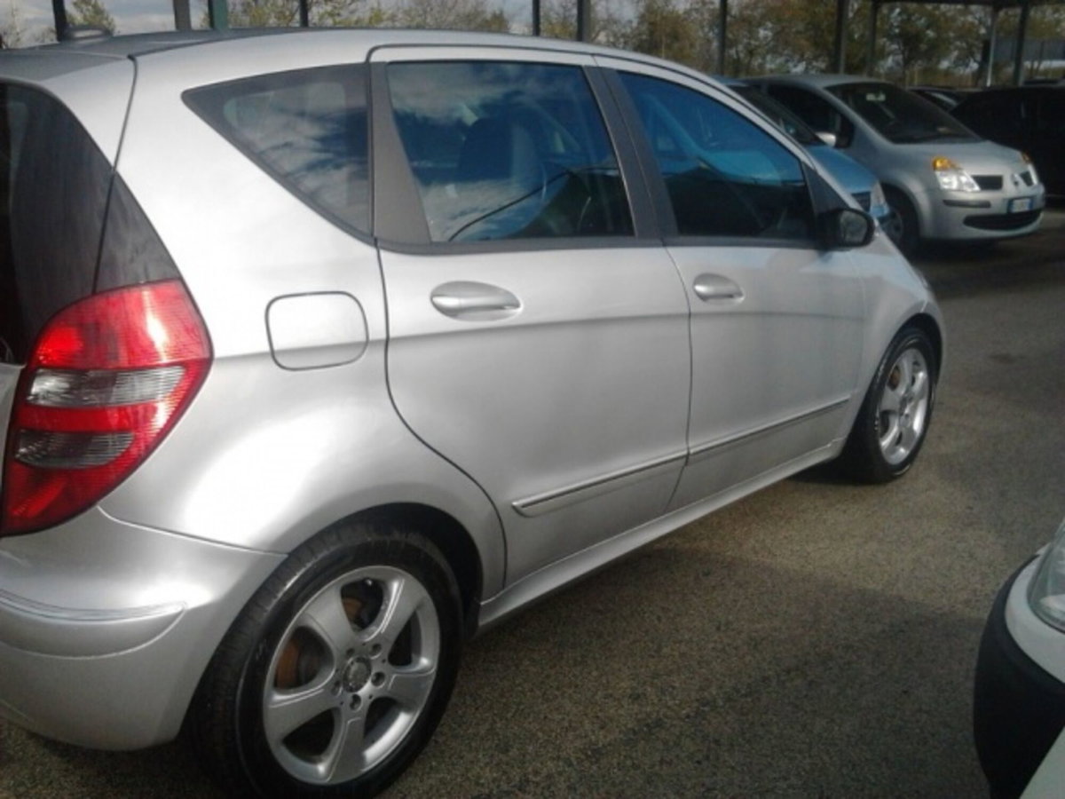 Mercedes-Benz Classe A 180 CDI Avantgarde (3)