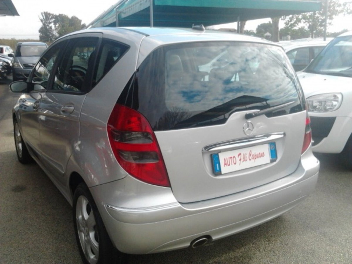 Mercedes-Benz Classe A 180 CDI Avantgarde (4)
