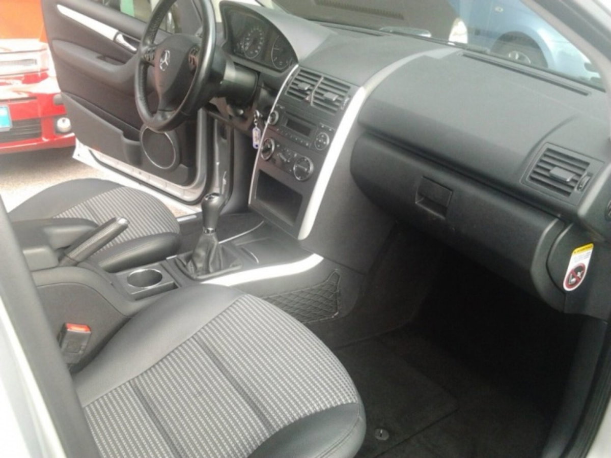 Mercedes-Benz Classe A 180 CDI Avantgarde (6)
