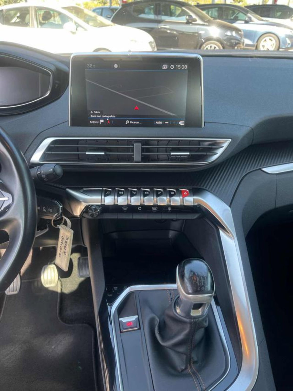 Peugeot 3008 BlueHDi 130 S&S Business (6)