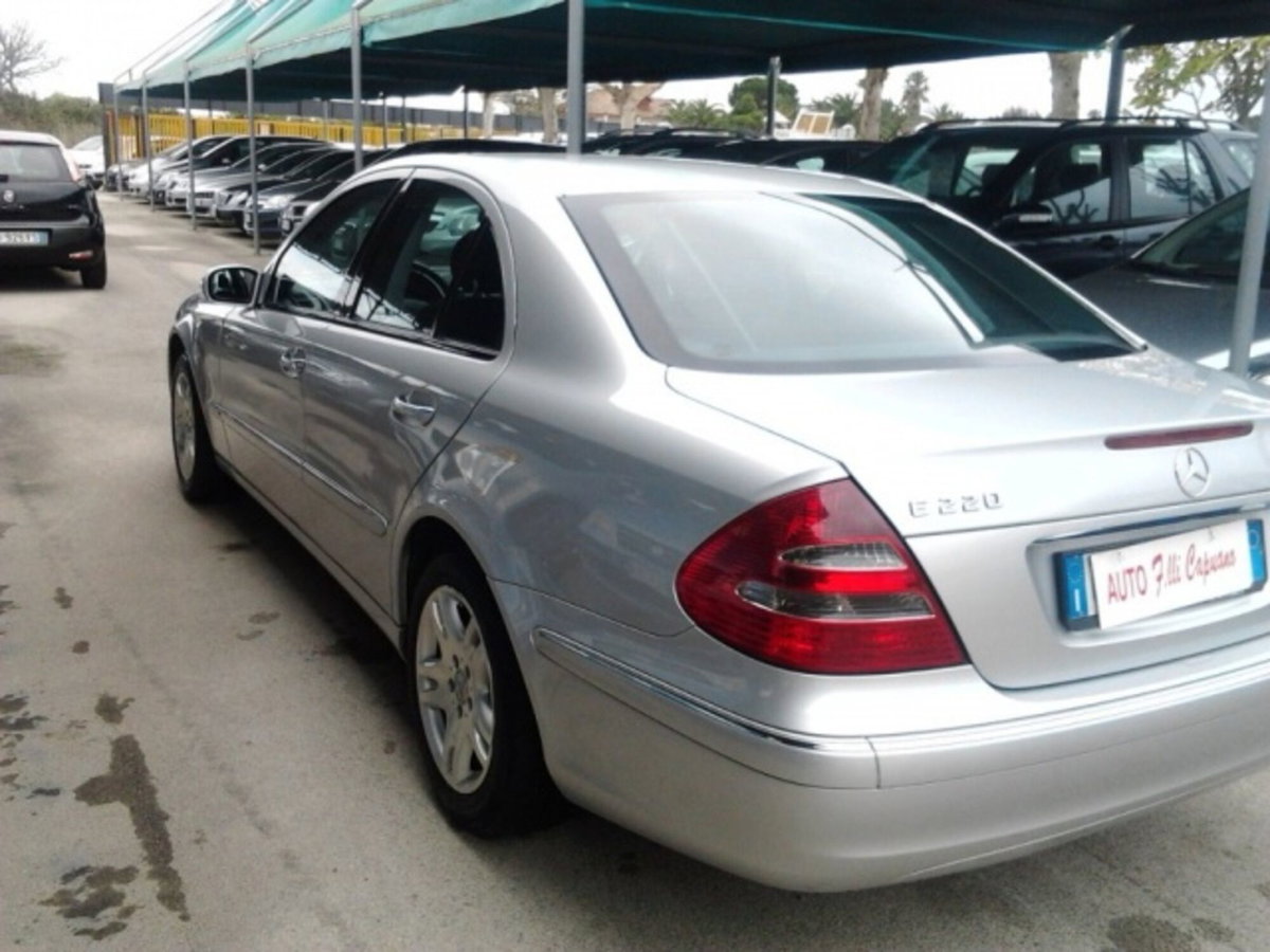 Mercedes-Benz Classe E 220 CDI cat Elegance (4)