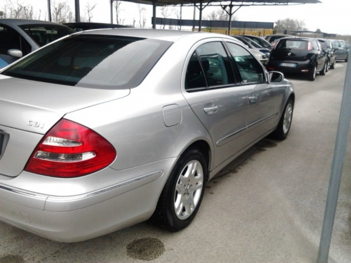 Mercedes-Benz Classe E 220 CDI cat Elegance (6)