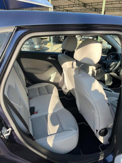 Mercedes-Benz Classe B 180 d Executive (13)