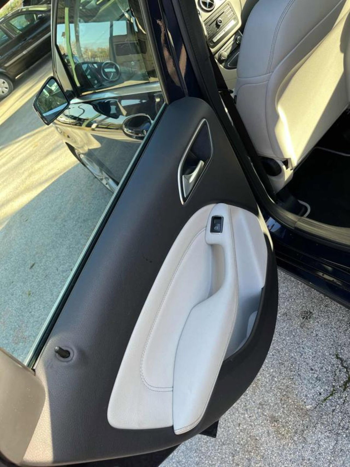 Mercedes-Benz Classe B 180 d Executive (14)