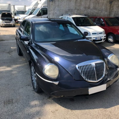 Lancia Thesis JTD Emblema (3)