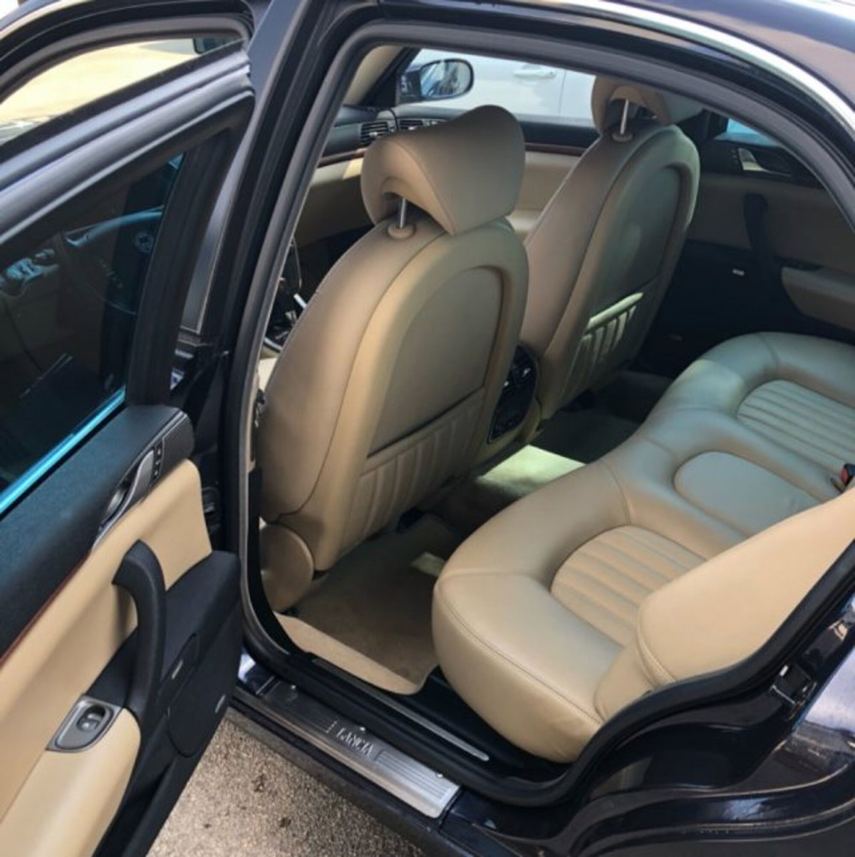 Lancia Thesis JTD Emblema (8)