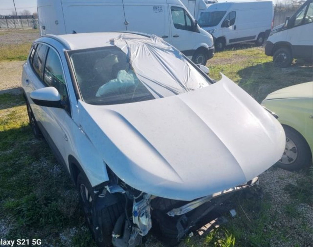 Opel Grandland X 1.5 diesel Ecotec Start&Stop Innovation (2)