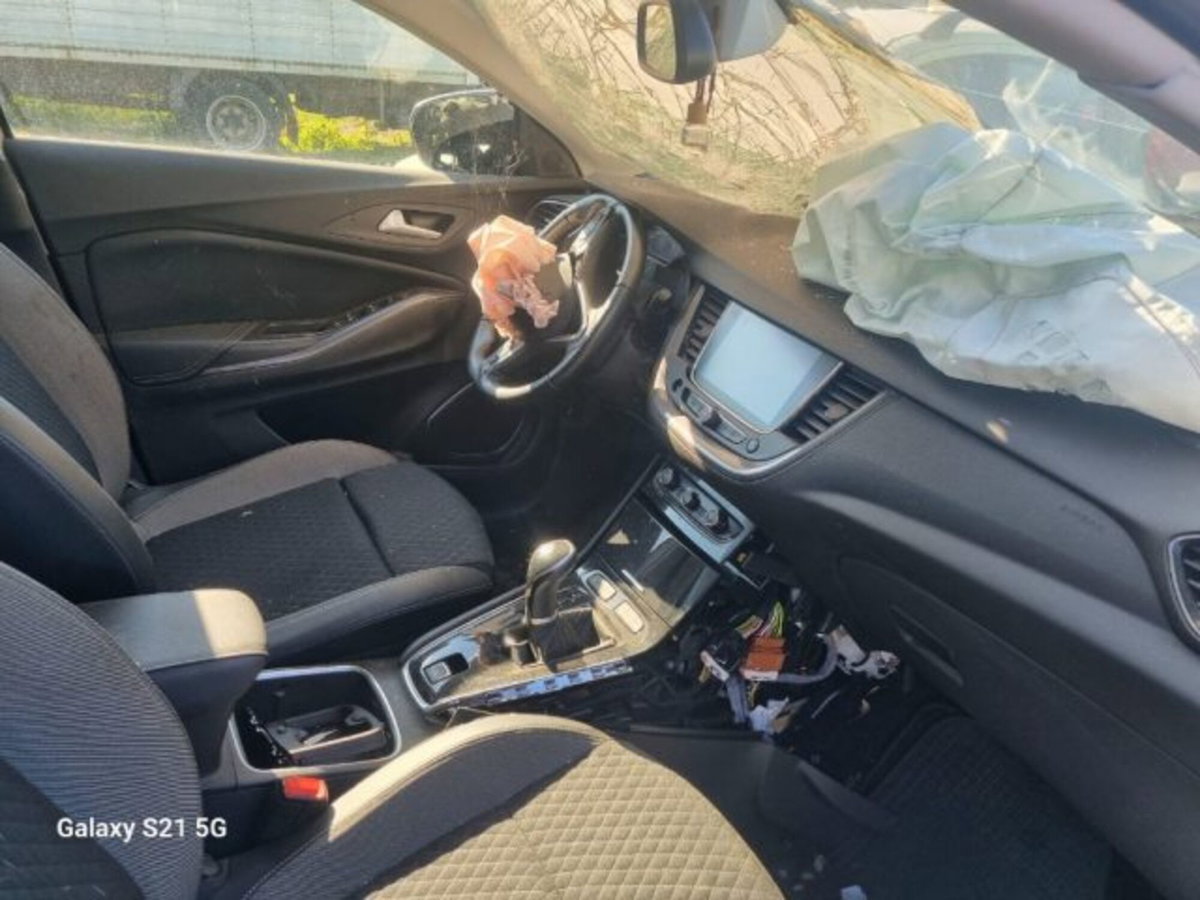 Opel Grandland X 1.5 diesel Ecotec Start&Stop Innovation (8)