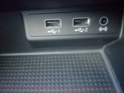 SEAT Leon ST 1.6 TDI 115 CV DSG Business (7)