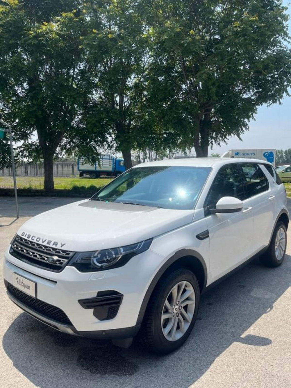 Land Rover Discovery Sport 2.0 eD4 150 CV 2WD HSE (2)
