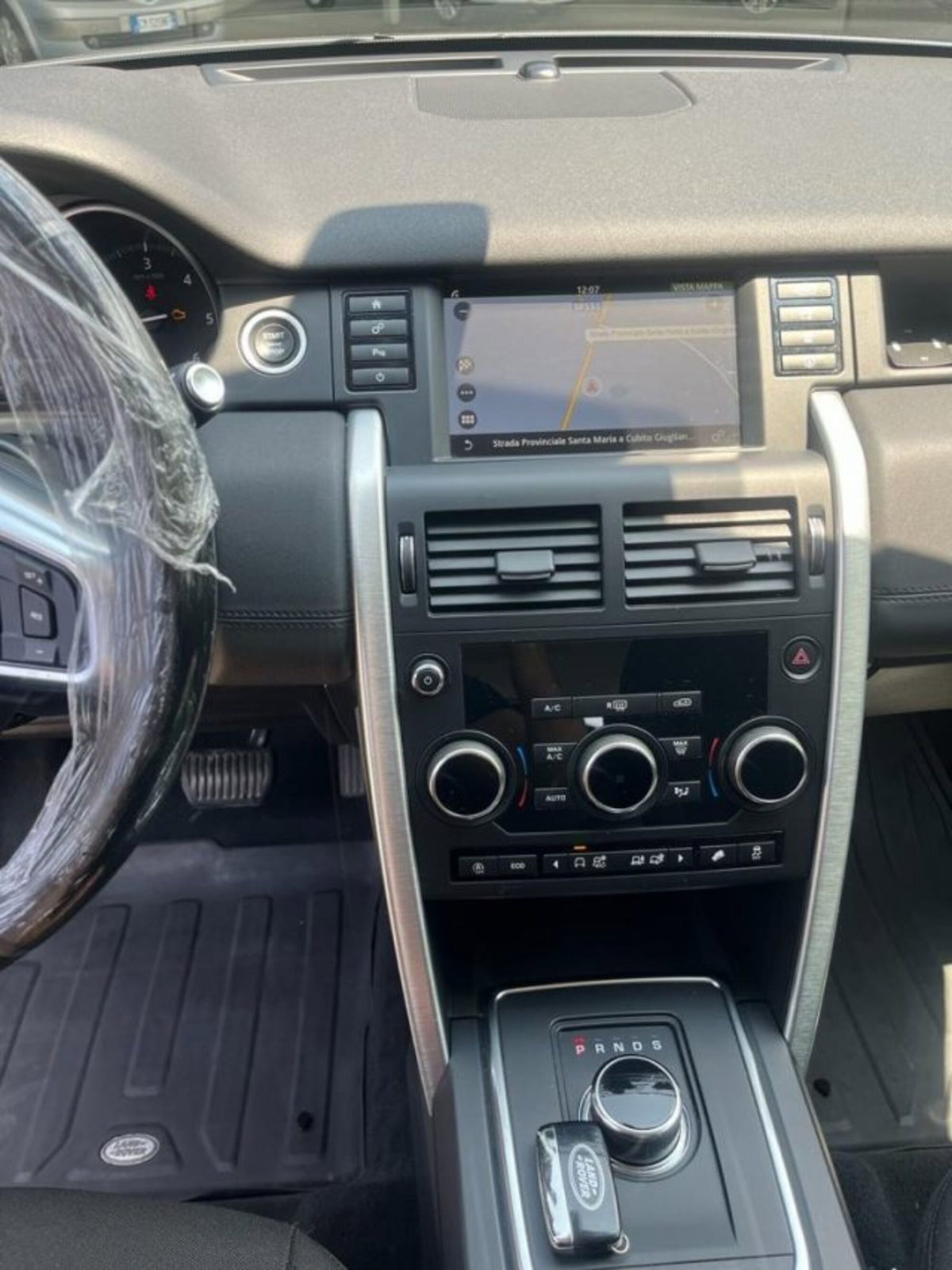 Land Rover Discovery Sport 2.0 eD4 150 CV 2WD HSE (6)
