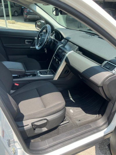 Land Rover Discovery Sport 2.0 eD4 150 CV 2WD HSE (7)