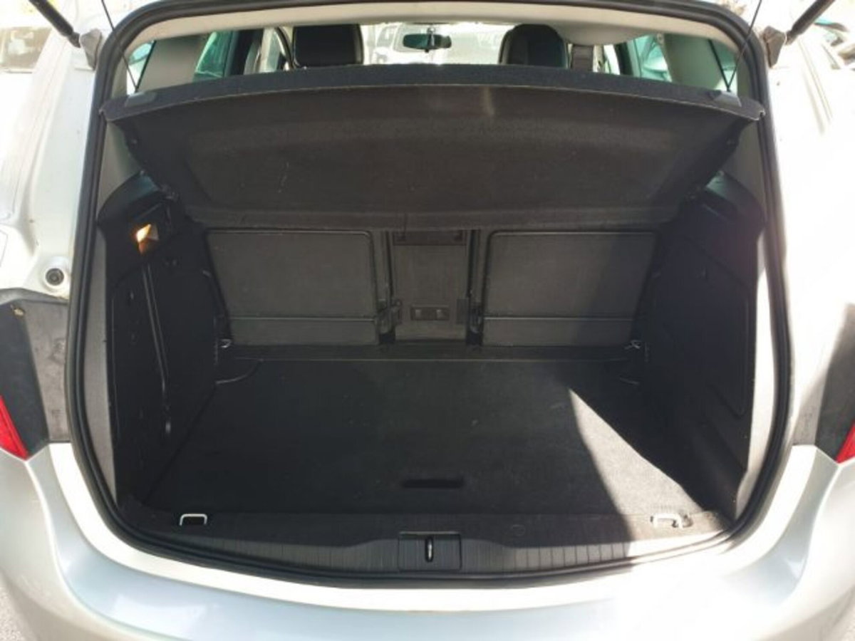 Opel Meriva 1.3 CDTI 95CV ecoFLEStart&Stop Cosmo (18)