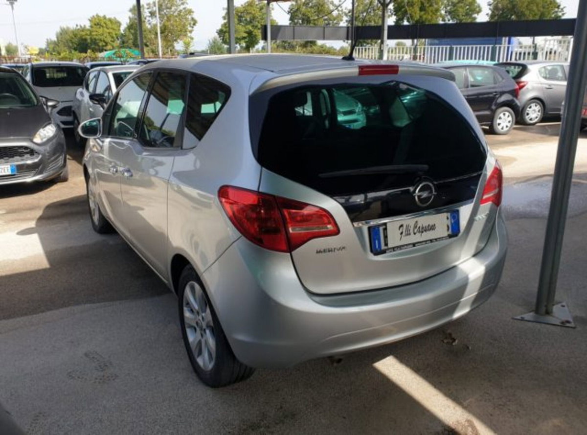 Opel Meriva 1.3 CDTI 95CV ecoFLEStart&Stop Cosmo (5)
