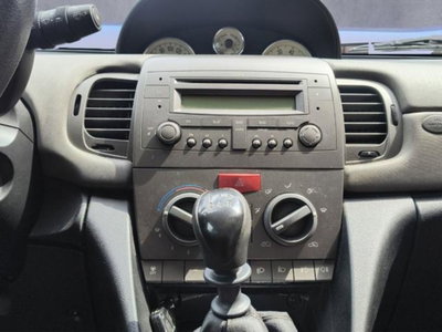 Lancia Ypsilon 1.2 Argento (11)