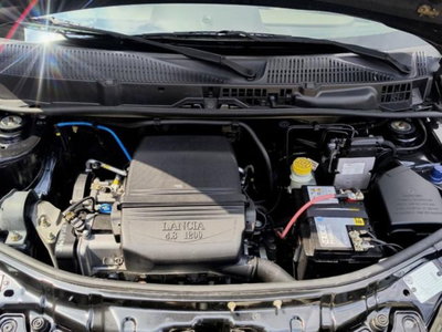 Lancia Ypsilon 1.2 Argento (18)