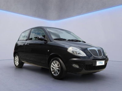 Lancia Ypsilon 1.2 Argento (2)