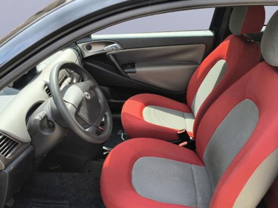 Lancia Ypsilon 1.2 Argento (7)