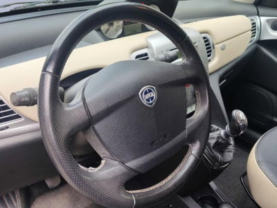Lancia Ypsilon 1.2 (8)