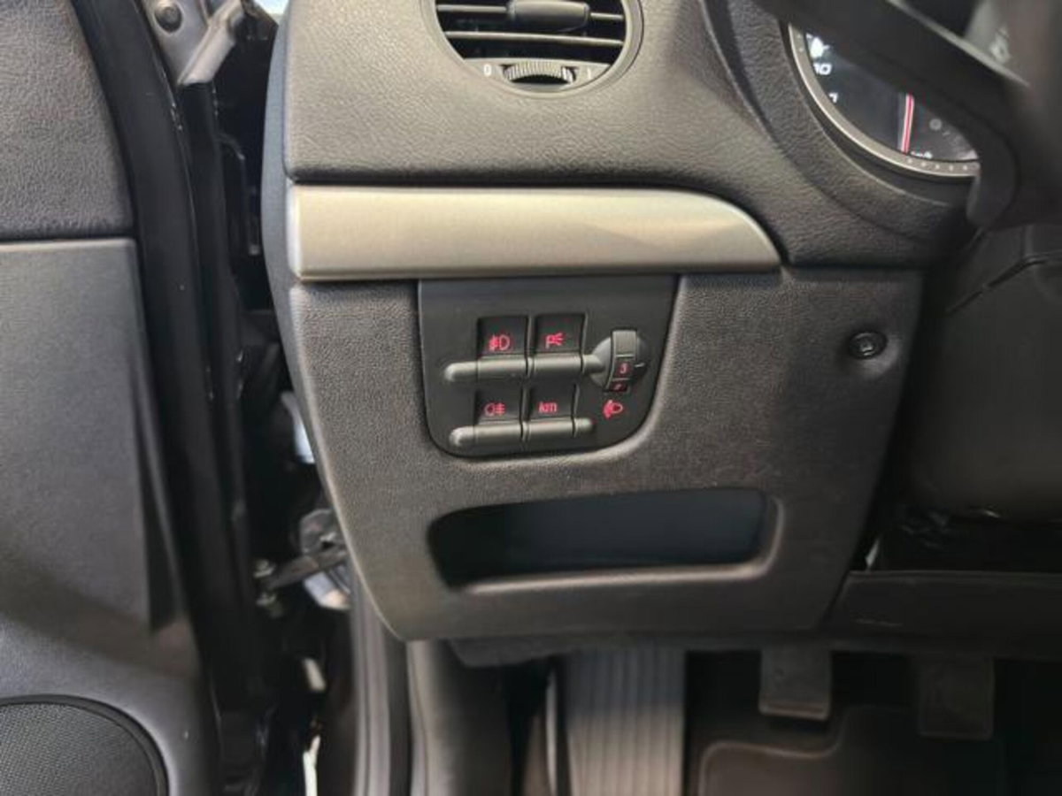 Alfa Romeo 159 SportWagon 1.8 16V Sportwagon (18)