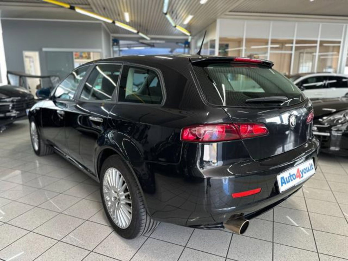 Alfa Romeo 159 SportWagon 1.8 16V Sportwagon (4)