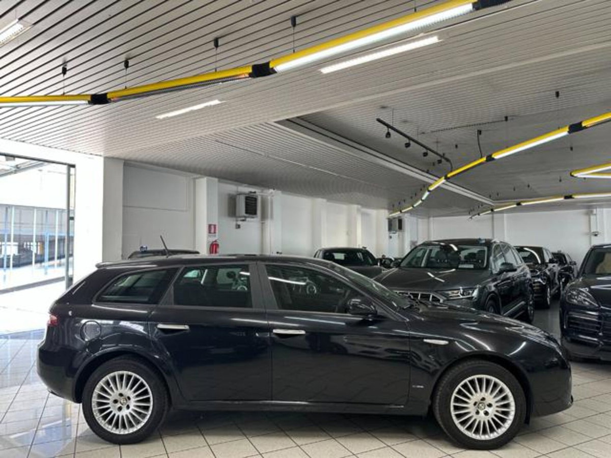 Alfa Romeo 159 SportWagon 1.8 16V Sportwagon (5)