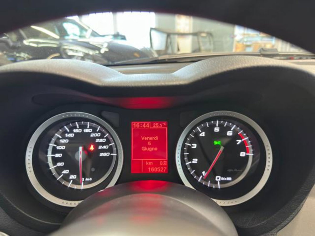 Alfa Romeo 159 SportWagon 1.8 16V Sportwagon (7)