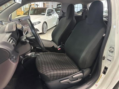 Toyota iQ 1.0 CVT Active (10)