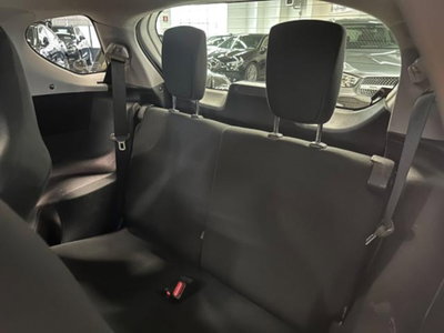 Toyota iQ 1.0 CVT Active (17)