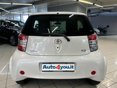 Toyota iQ 1.0 CVT Active (19)