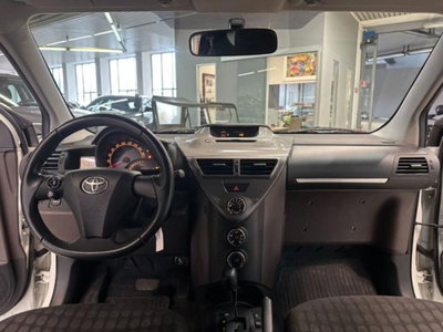 Toyota iQ 1.0 CVT Active (9)